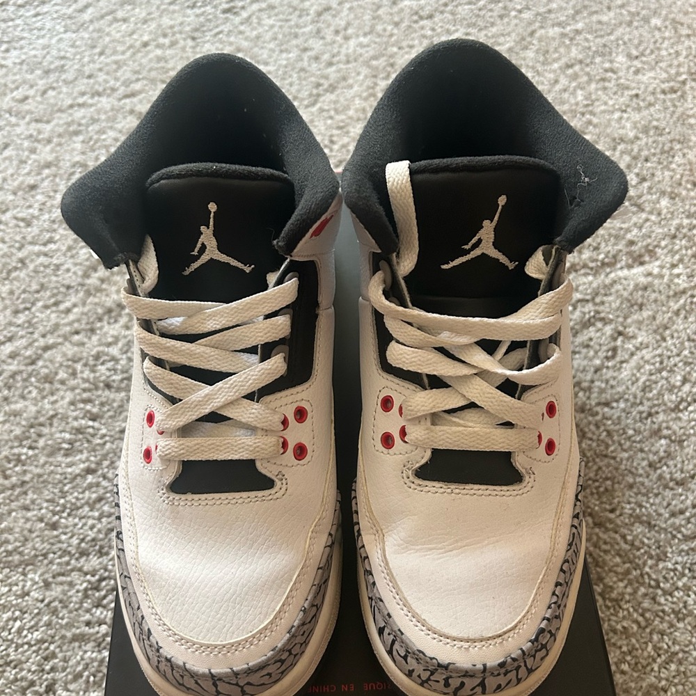 Jordan 3 Retro - White and Black